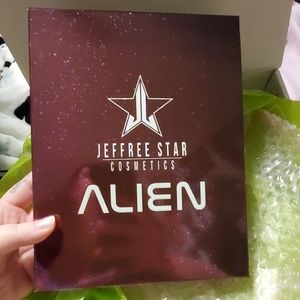Jeffree Star Alien Palette